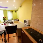 Apartmán Center Of With Jacuzzi *