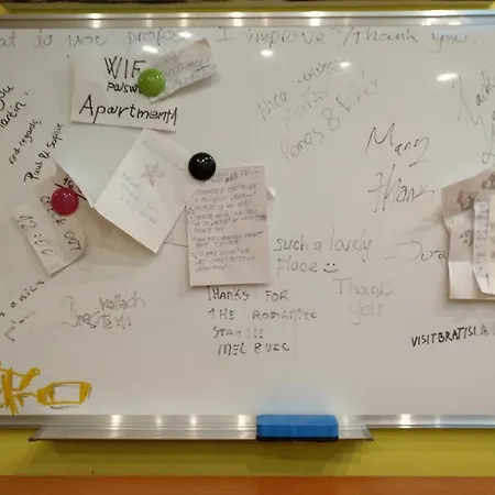 Center Of With Jacuzzi Μπρατισλάβα