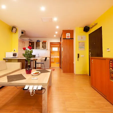 Center Of With Jacuzzi Apartamento *