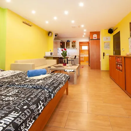 Center Of With Jacuzzi Apartamento *